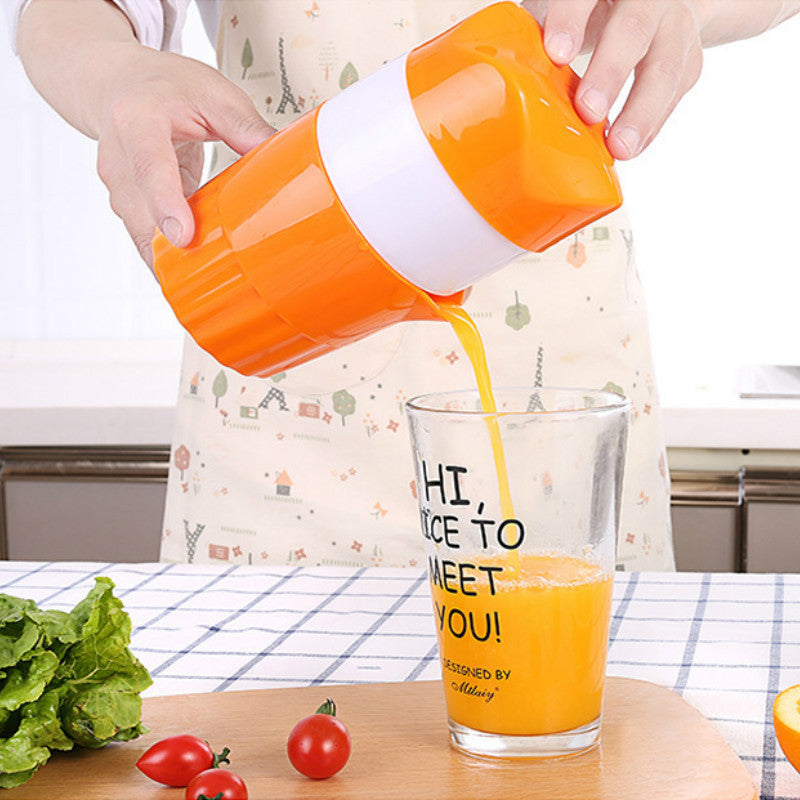 Handheld Manual Juicer